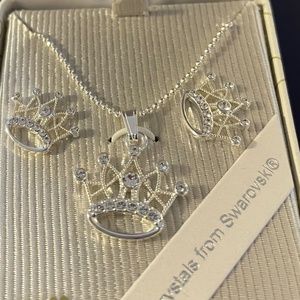 disney disney parks swarovski crystals princess crown necklace and earrings